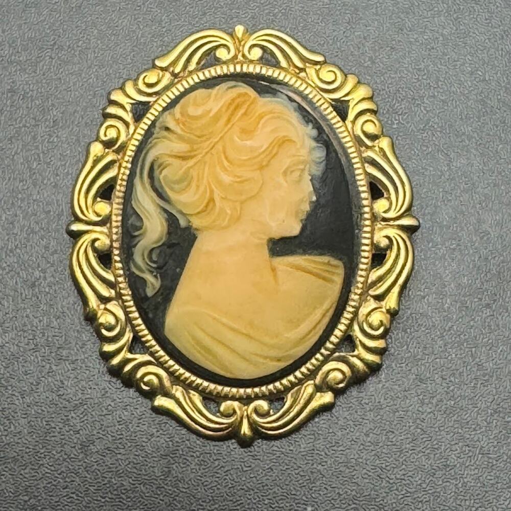 Vintage Cameo Pin Brooch Victorian Revival Style Jewelry